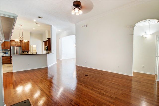 3327 River Bend Drive, Rosenberg, TX 77471