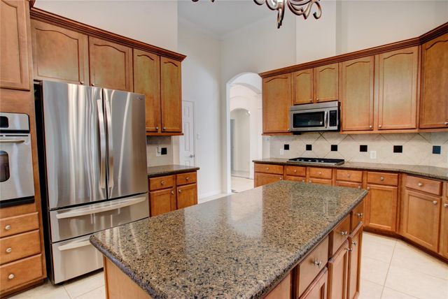 3327 River Bend Drive, Rosenberg, TX 77471