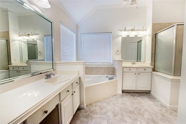 3327 River Bend Drive, Rosenberg, TX 77471