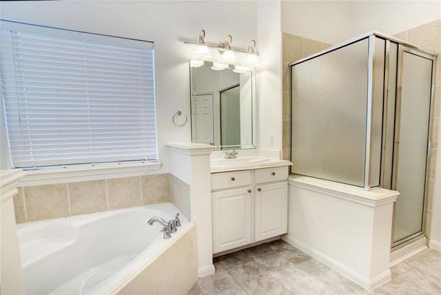 3327 River Bend Drive, Rosenberg, TX 77471