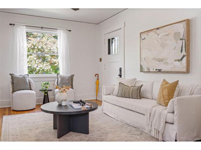 906 Monroe St, Denver, CO 80206