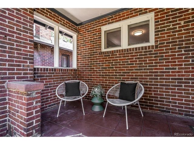 906 Monroe St, Denver, CO 80206