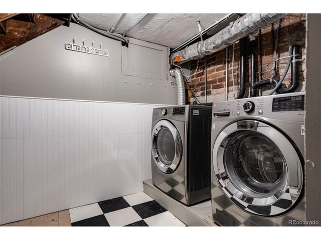 906 Monroe St, Denver, CO 80206