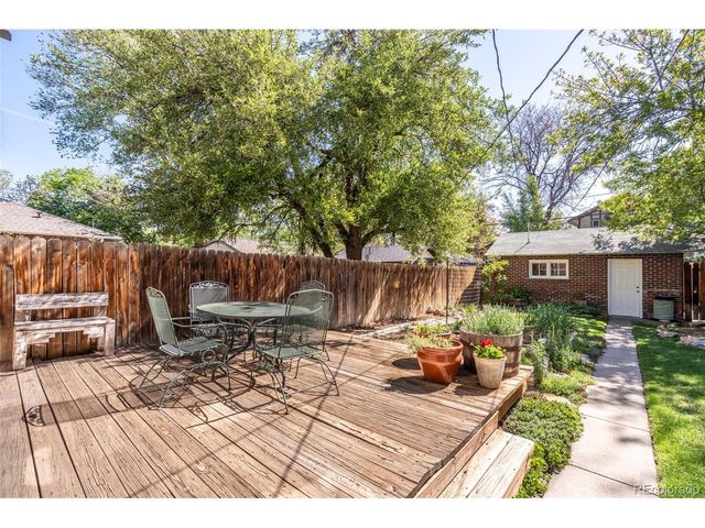 906 Monroe St, Denver, CO 80206