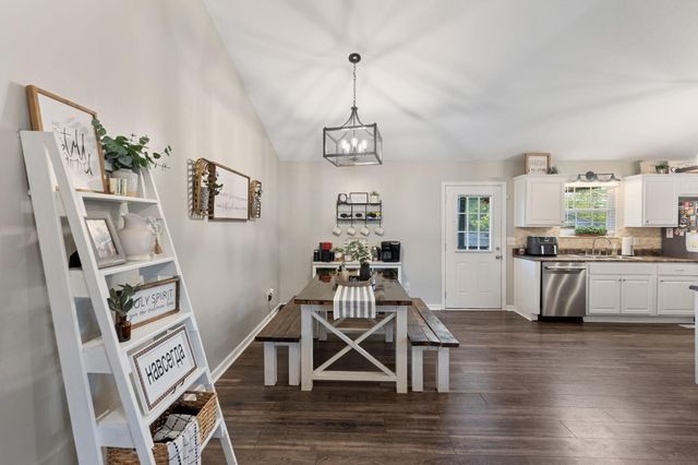 3212 SE Little John Circle SE, Cleveland, TN 37323