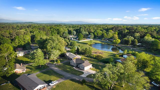 3212 SE Little John Circle SE, Cleveland, TN 37323