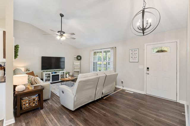 3212 SE Little John Circle SE, Cleveland, TN 37323