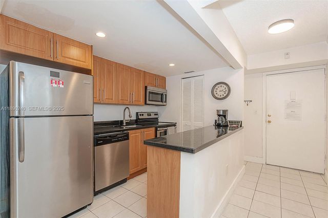 201 178th Drive 426, Sunny Isles Beach, FL 33160
