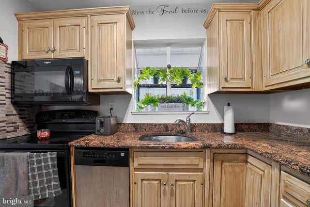2112 BRIDGEWATER RD, Aston, PA 19014