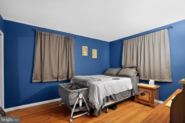 2112 BRIDGEWATER RD, Aston, PA 19014
