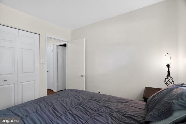 2112 BRIDGEWATER RD, Aston, PA 19014