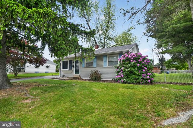 2112 BRIDGEWATER RD, Aston, PA 19014