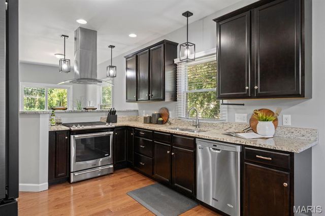 262 Joyce Court, Ballwin, MO 63021