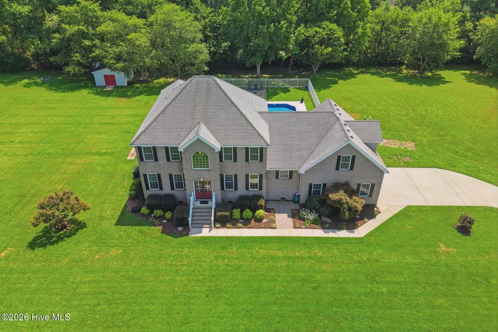 173 Providence Drive, Moyock, NC 27958