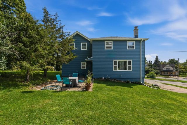 320 High STREET, Hartford, WI 53027