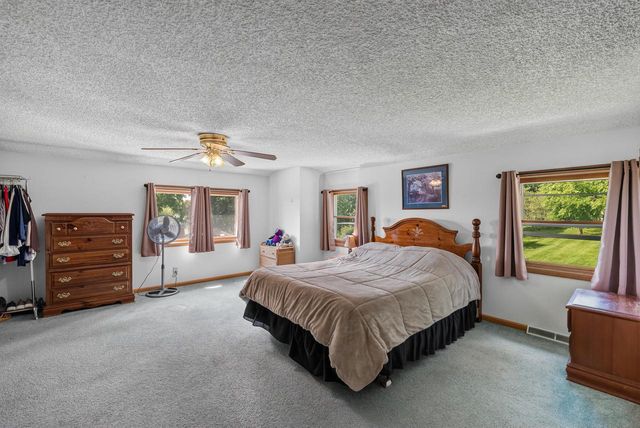 320 High STREET, Hartford, WI 53027
