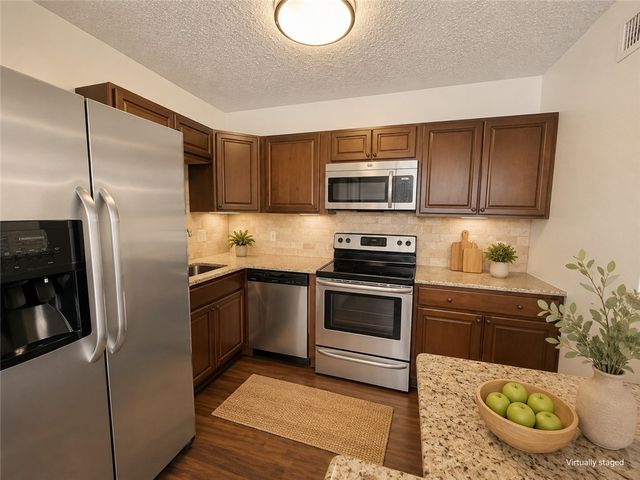 715 S Upper Broadway St 205, Corpus Christi, TX 78401