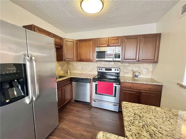 715 S Upper Broadway St 205, Corpus Christi, TX 78401