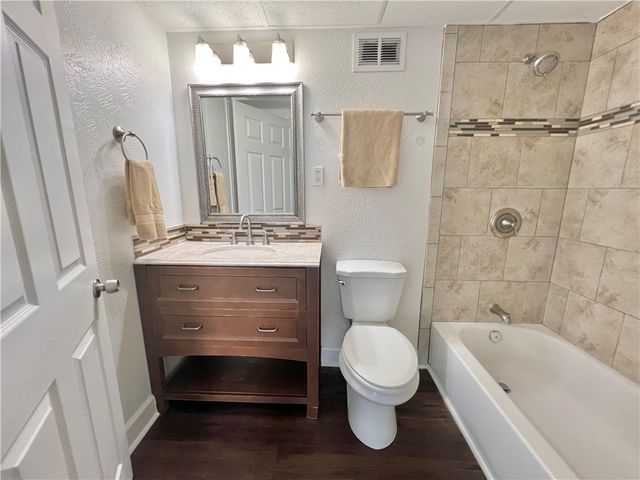 715 S Upper Broadway St 205, Corpus Christi, TX 78401