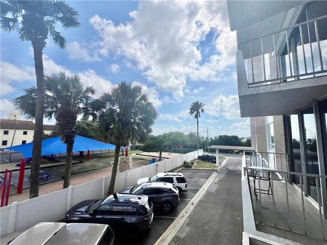 715 S Upper Broadway St 205, Corpus Christi, TX 78401