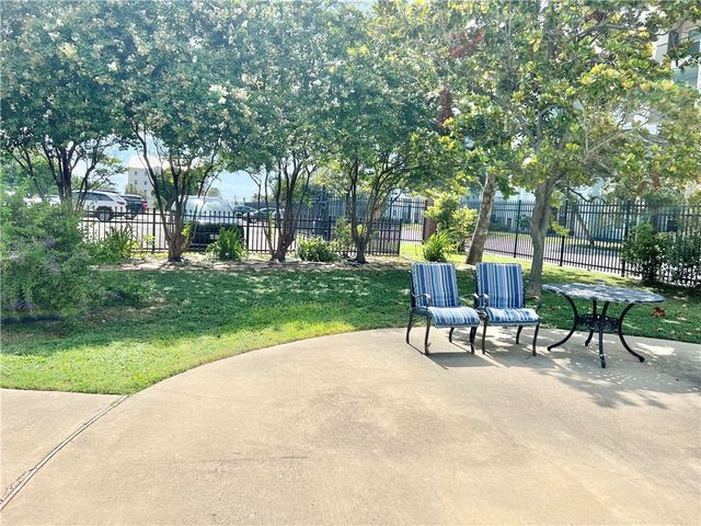 715 S Upper Broadway St 205, Corpus Christi, TX 78401