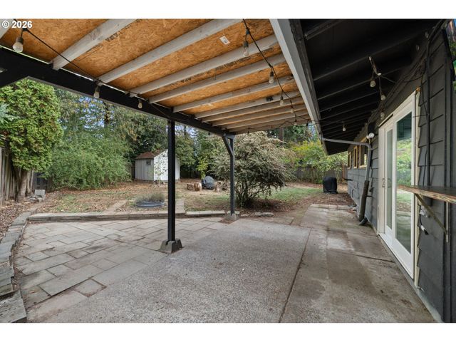 12445 Ne HASSALO St, Portland, OR 97230