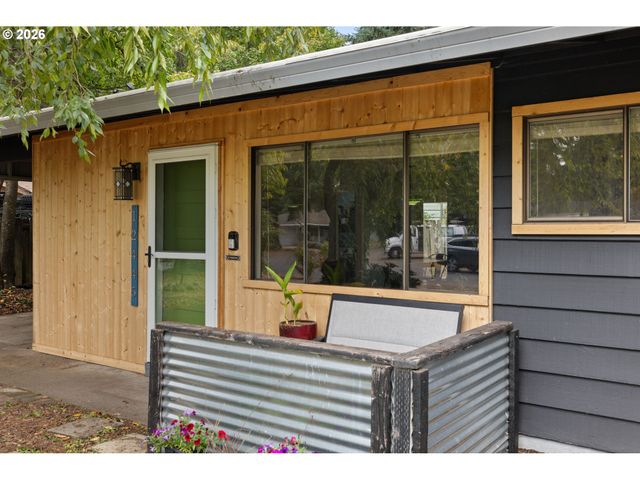 12445 Ne HASSALO St, Portland, OR 97230