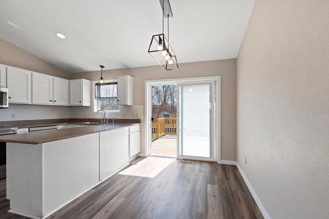 W6423 ROCKY MOUNTAIN DRIVE, Greenville, WI 54942