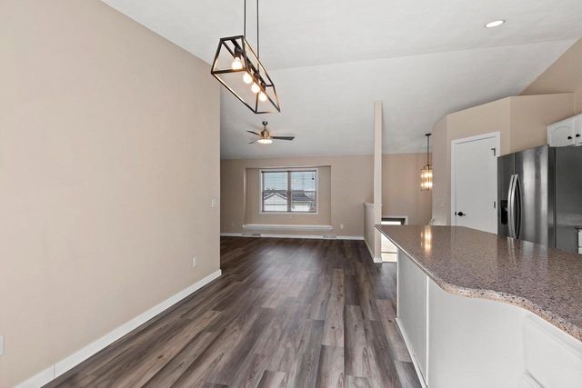 W6423 ROCKY MOUNTAIN DRIVE, Greenville, WI 54942