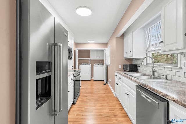 112 NE Jacque Jim Drive NE, Huntsville, AL 35810