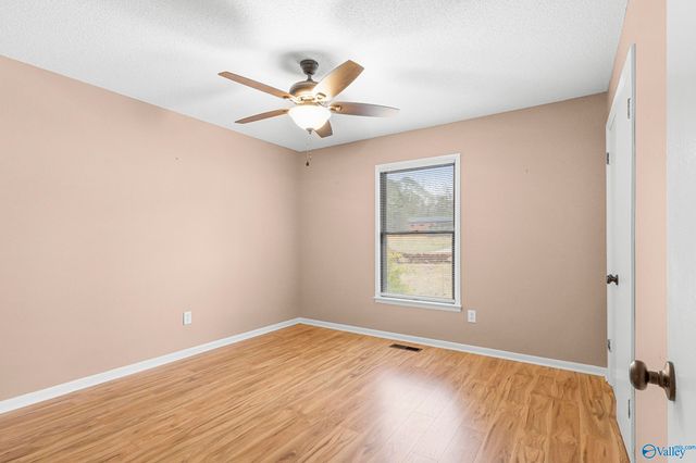 112 NE Jacque Jim Drive NE, Huntsville, AL 35810