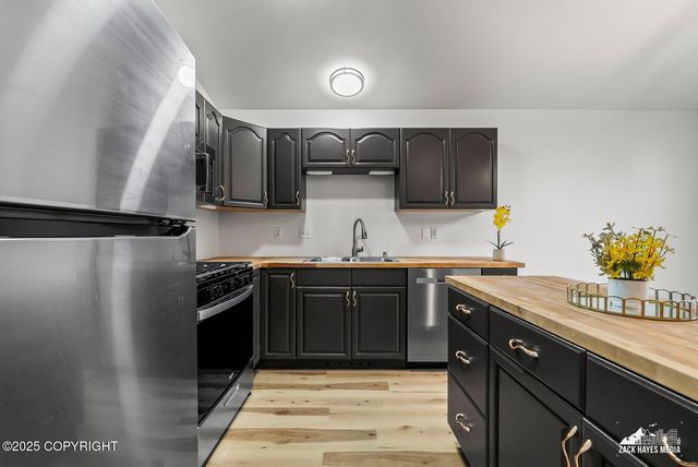 2578 Glacier Street, #8, Anchorage, AK 99508