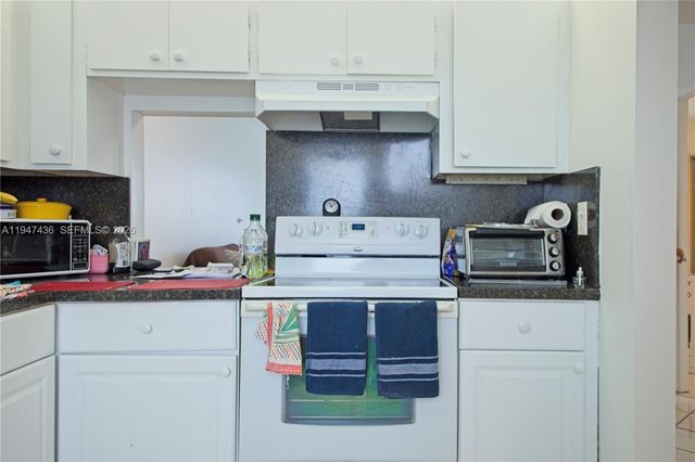 2309 Park Lane 304, Hollywood, FL 33021