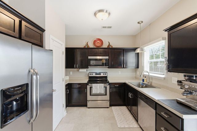 408 Cunningham Lane, Lexington, KY 40508