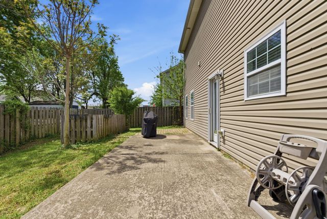 408 Cunningham Lane, Lexington, KY 40508