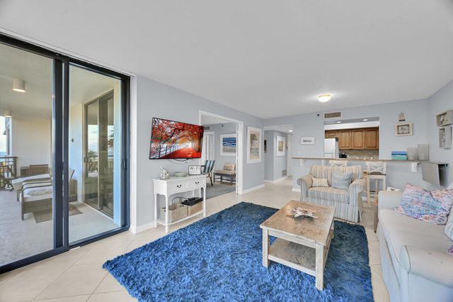 2800 N Highway A1a 302, Hutchinson Island, FL 34949