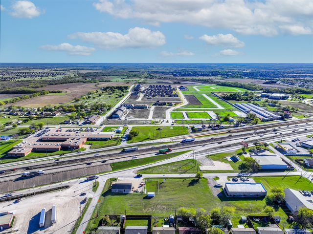 813 E Lamar Street, Royse City, TX 75189