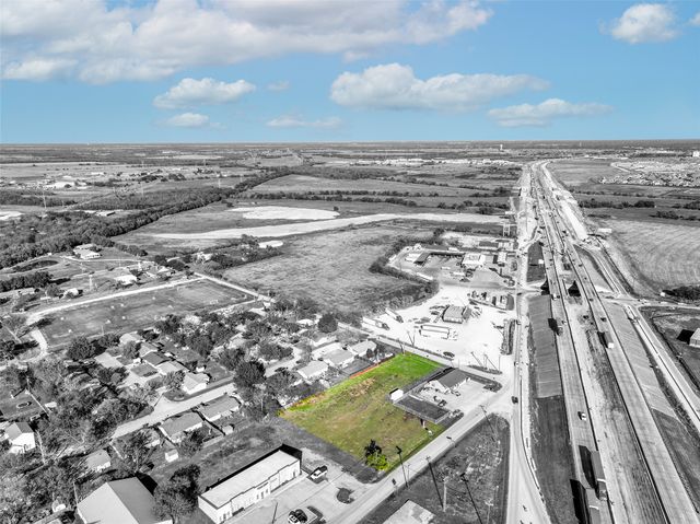 813 E Lamar Street, Royse City, TX 75189