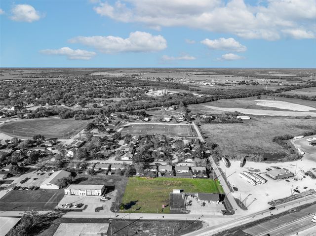 813 E Lamar Street, Royse City, TX 75189