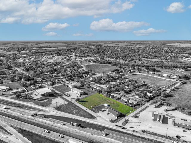 813 E Lamar Street, Royse City, TX 75189