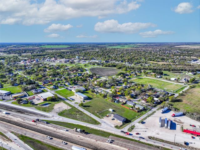 813 E Lamar Street, Royse City, TX 75189