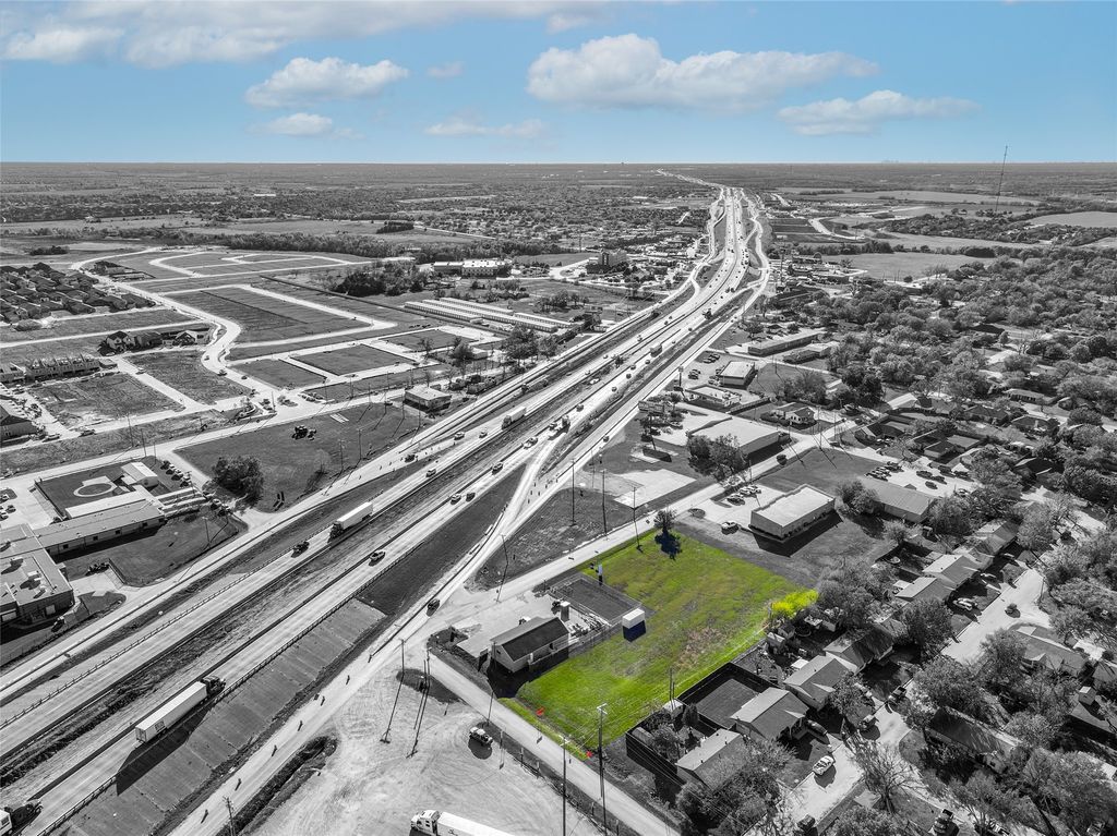 813 E Lamar Street, Royse City, TX 75189