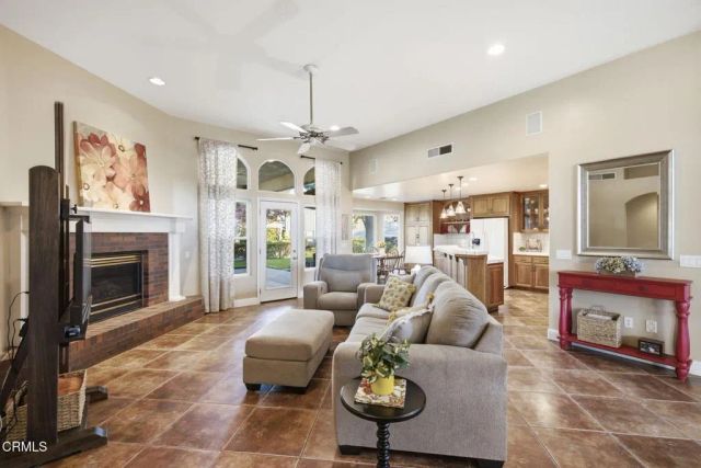 15331 Mabel Court, Bakersfield, CA 93314