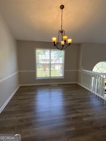 5600 Sugar Crossing Drive, Sugar Hill, GA 30518