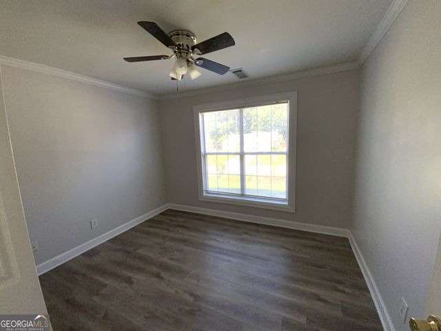 5600 Sugar Crossing Drive, Sugar Hill, GA 30518