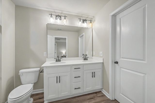 8354 Childs Cove, North Charleston, SC 29418