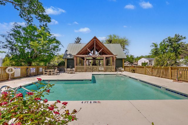 8354 Childs Cove, North Charleston, SC 29418