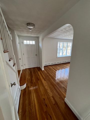 37 Clinton Rd, Melrose, MA 02176