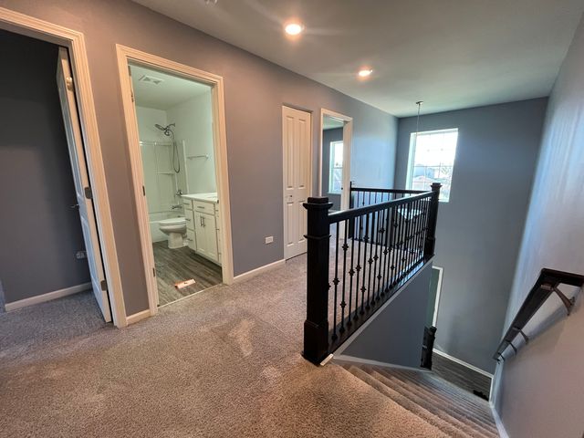 614 Flanagan Drive, Minooka, IL 60447