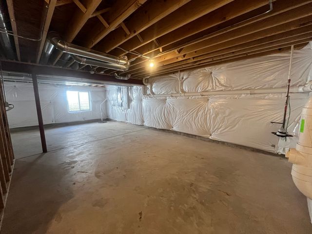 614 Flanagan Drive, Minooka, IL 60447
